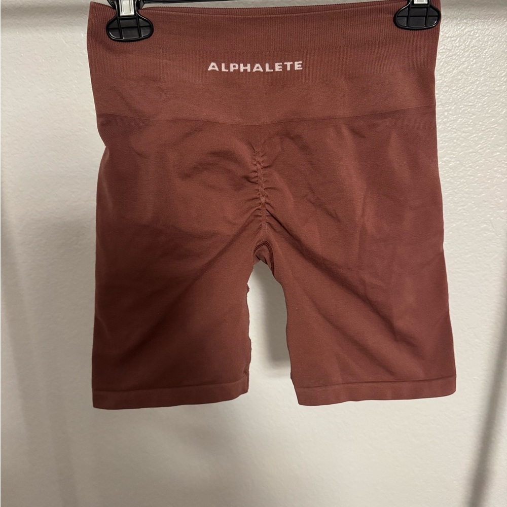 Alphalete Women's Rust Bike Shorts